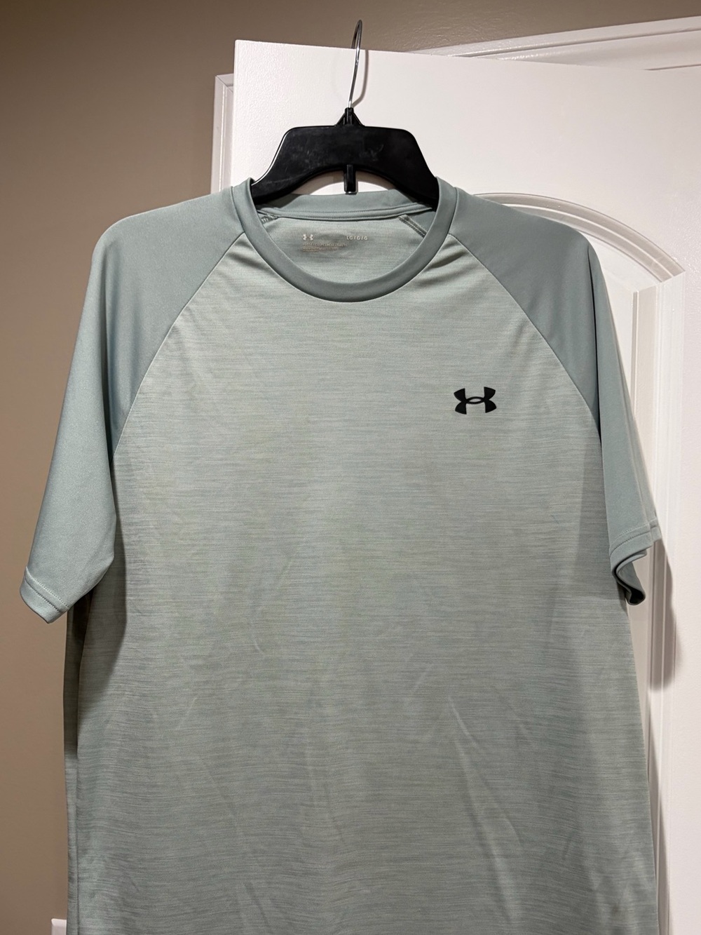 Under Armour Men's Sage Green Short Sleeve Performance Tee